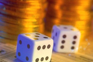 自2019年末爆发的新冠疫情造成的阴霾直到2022年仍将难以消散