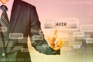 恒华科技：控股股东、实际控制人江春华及陈显龙合计拟转让3100万股股份股份转让价款合计3.1亿元